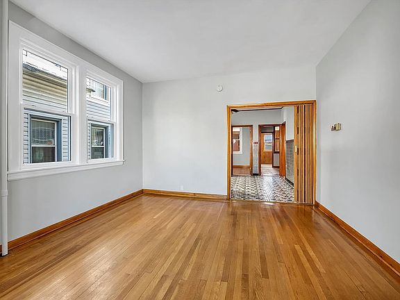 3rd image of 18-21 123rd St #2