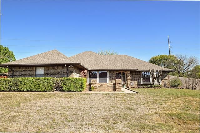 1st image of 601 John Charles Dr