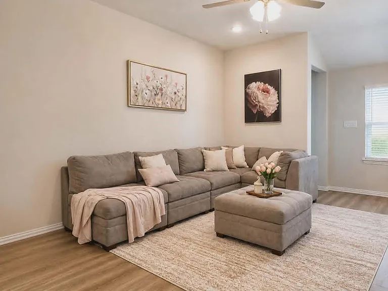 16603 Villa Del Luna Ln — Photo 4