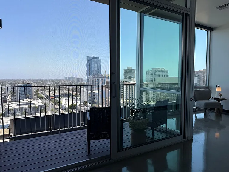 Edison Long Beach — Photo 58