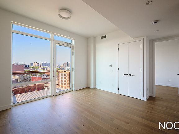 5th image of 828 Metropolitan Ave #6G