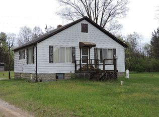 3698 N Huron Rd, Pinconning, MI 48650