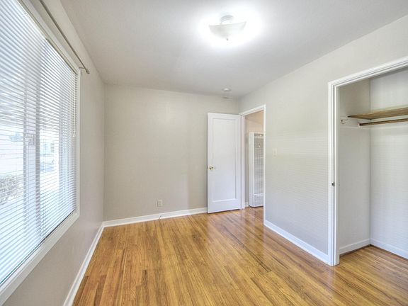 4th image of 437 Waverly St