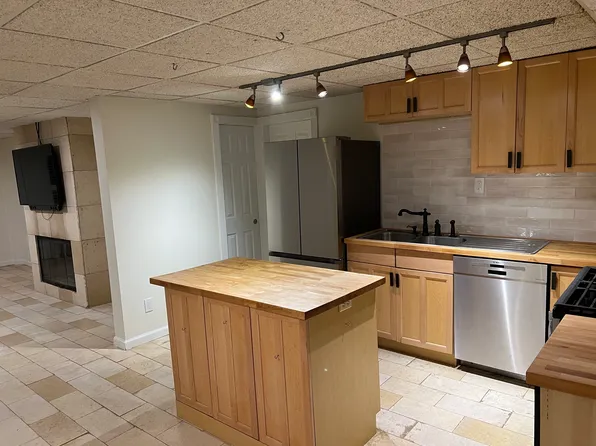 588 Wimbledon Rd NE, Atlanta, GA 30324