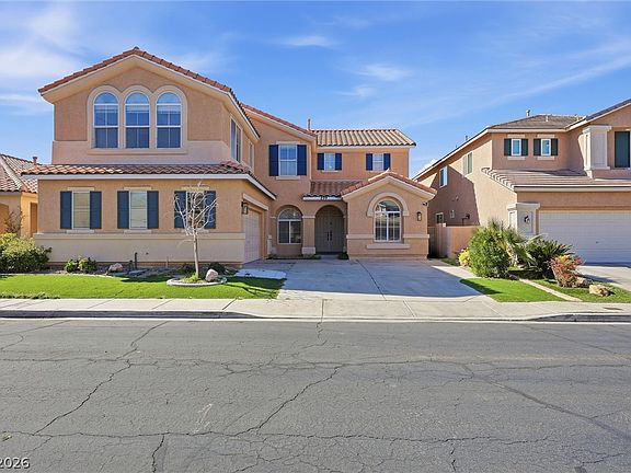 2nd image of 299 Queen Creek Cir