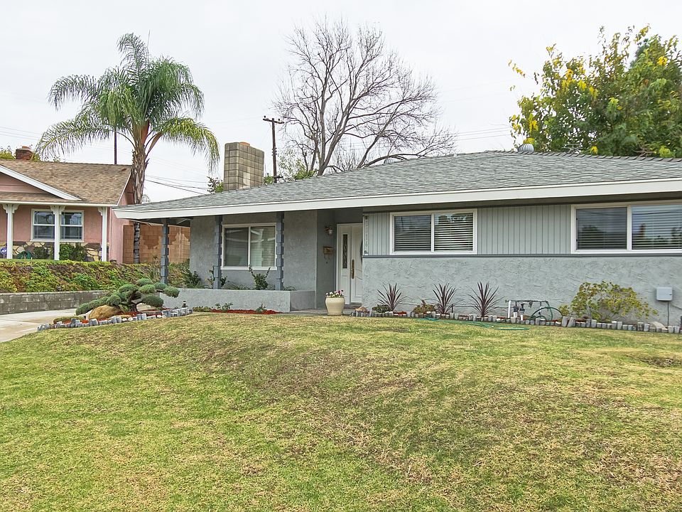 1st image of 3216 E Vermillion St