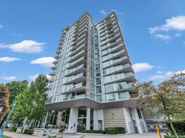 8288 Granville Ave #1802, Richmond, BC V6Y 0H6