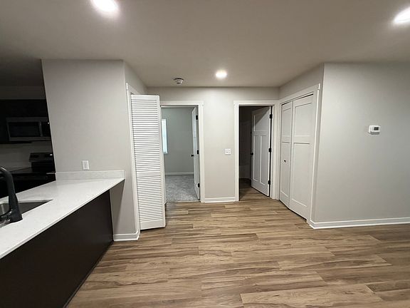 5th image of 2009 Franklin St #1