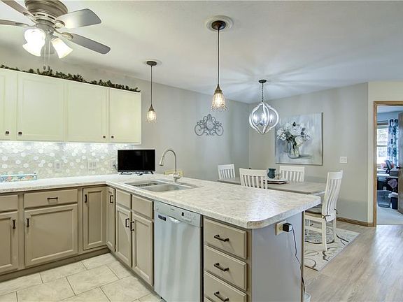 3rd image of 3163 Craig Road