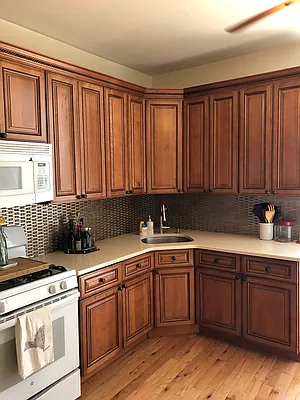 Rented by Capri Jet Realty Corp | media 10