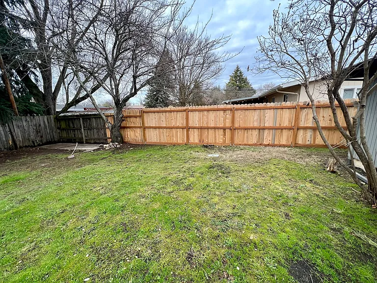 834 Olympic Ave — Photo 3
