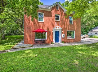 157 Old Campus Rd, Frenchburg, KY 40322