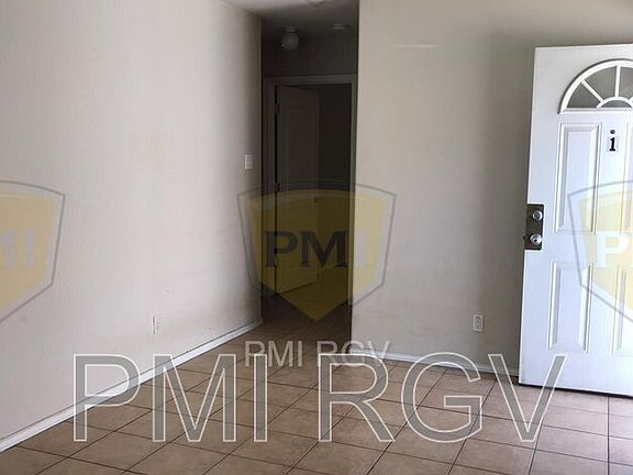 2nd image of 806 S Palm Dr #2