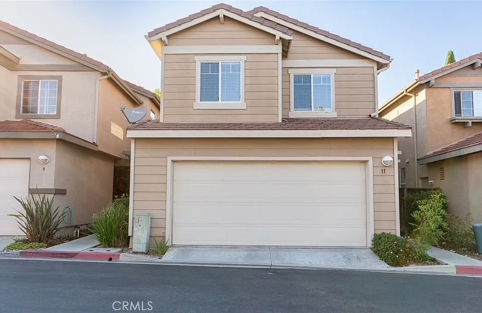 11 Tuolumne Way