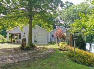 6125 White Sands Dr, Otter Lake, MI 48464