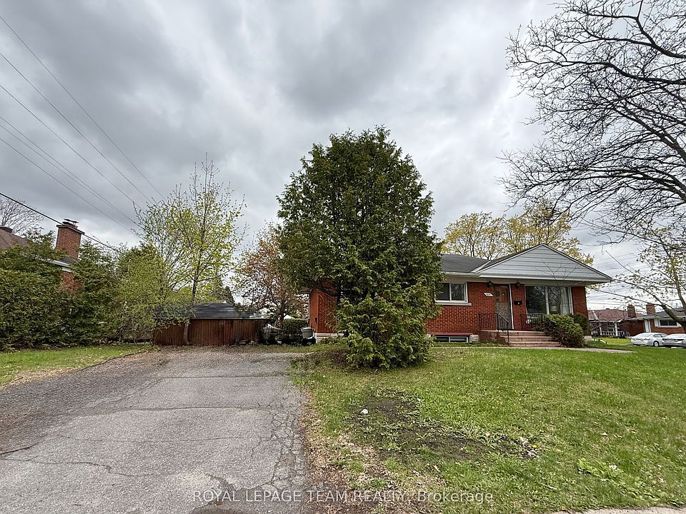 1st image of 1627 Chaucer Ave #1 & 2
