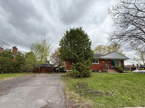 1627 Chaucer Ave #1 & 2, Ottawa, ON K1G 0R7