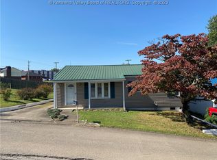 5041 Memory Hill Dr, Charleston, WV 25313