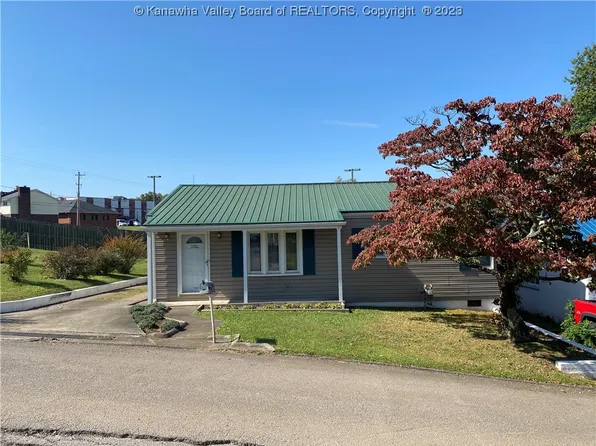 5041 Memory Hill Dr, Charleston, WV 25313