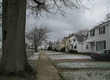 2nd image of 12801 Thraves Rd