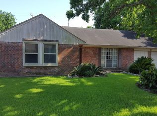 4323 Brookfield Dr, Houston, TX 77045
