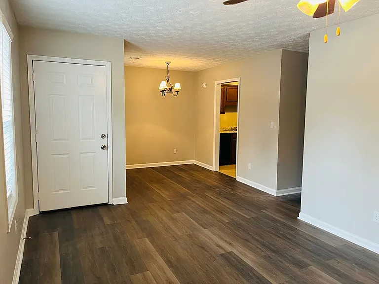 145 Pine Ter — Photo 6