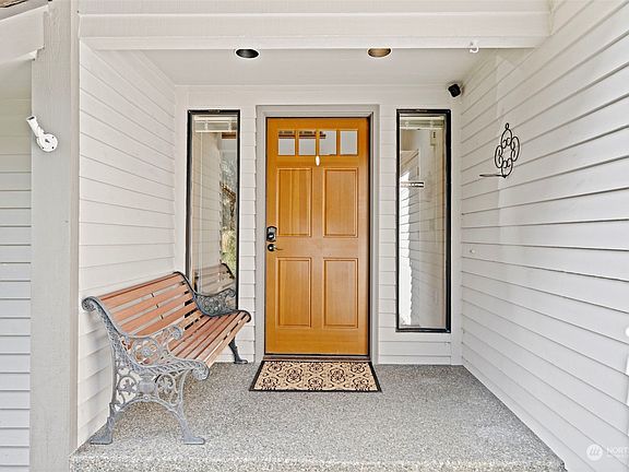 4th image of 3604 21st Street SE