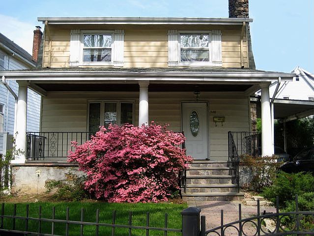 1st image of 346 Hutchinson Blvd