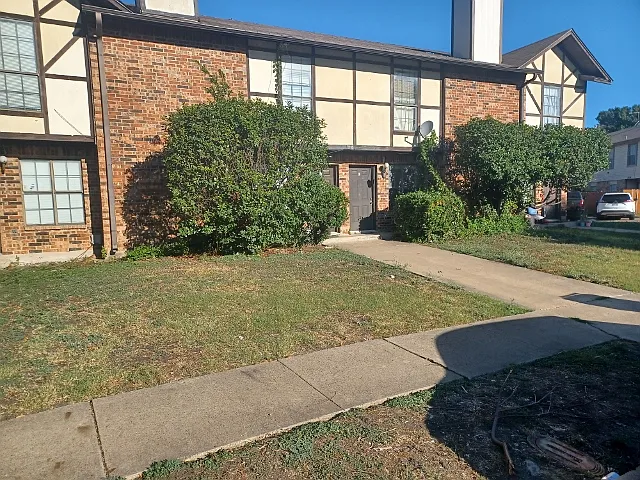 2702 Wimbledon Ct #A — Photo 1