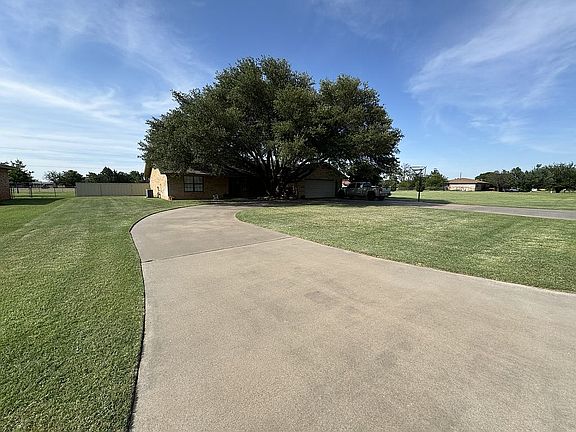 2nd image of 4408 Tanglewood Dr