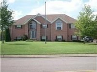 38 Oak Valley Dr, Spring Hill, TN 37174