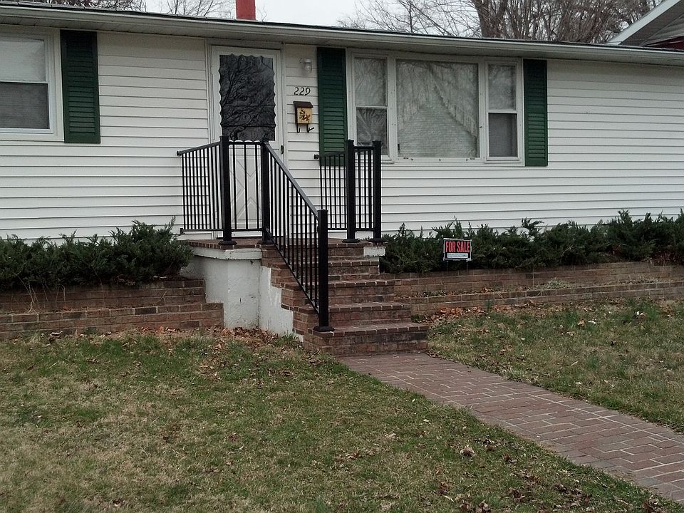 Brick Walkway at front entry