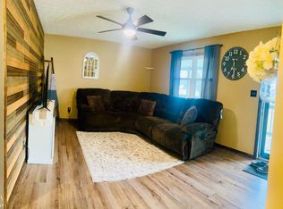 621 S Water St, Williamsport, OH 43164