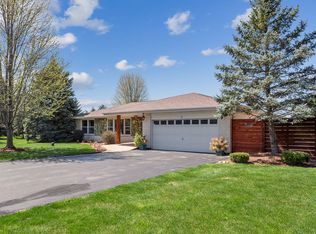 9 Liberty Dr, Lemont, IL 60439