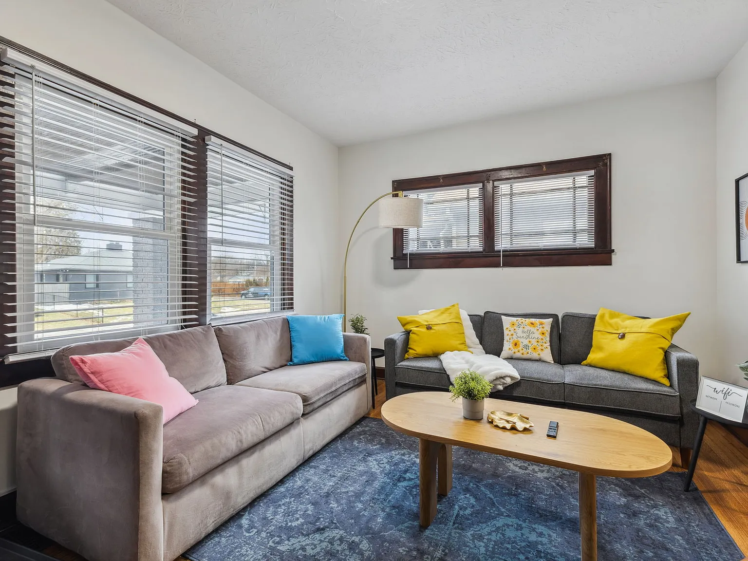 2 bed, 1.5 bath, 1400 sqft, $1,600 — Photo 2