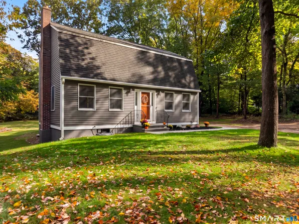 44 Inchcliffe Drive, Ledyard, CT 06335