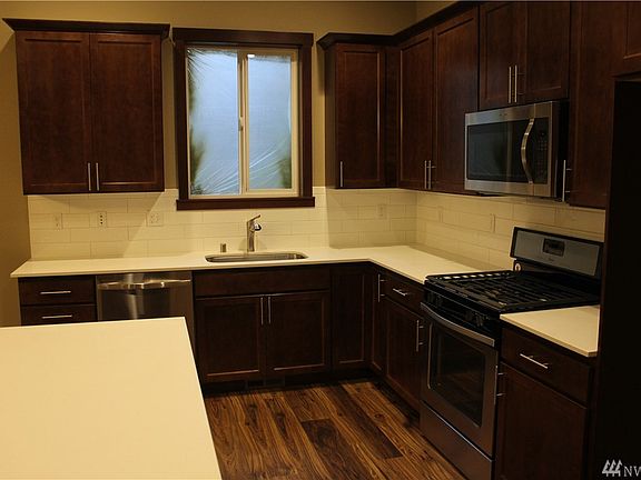 5th image of 7621 203rd Ave SE