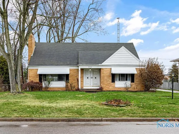 3044 Grantwood Dr, Toledo, OH 43613