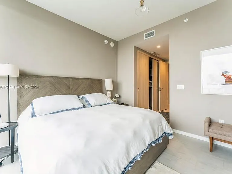 1000 Brickell Plz #Penthouse 5104 — Photo 9