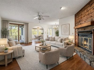 40 Lonsdale Dr, Bella Vista, AR, 72715