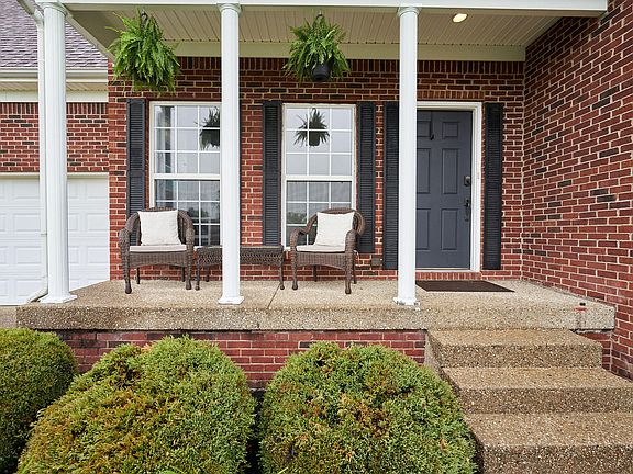 2nd image of 2103 Manning Pl
