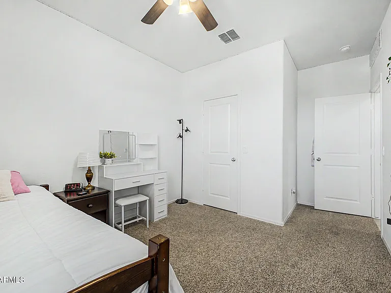 10611 W Bloch Rd — Photo 19