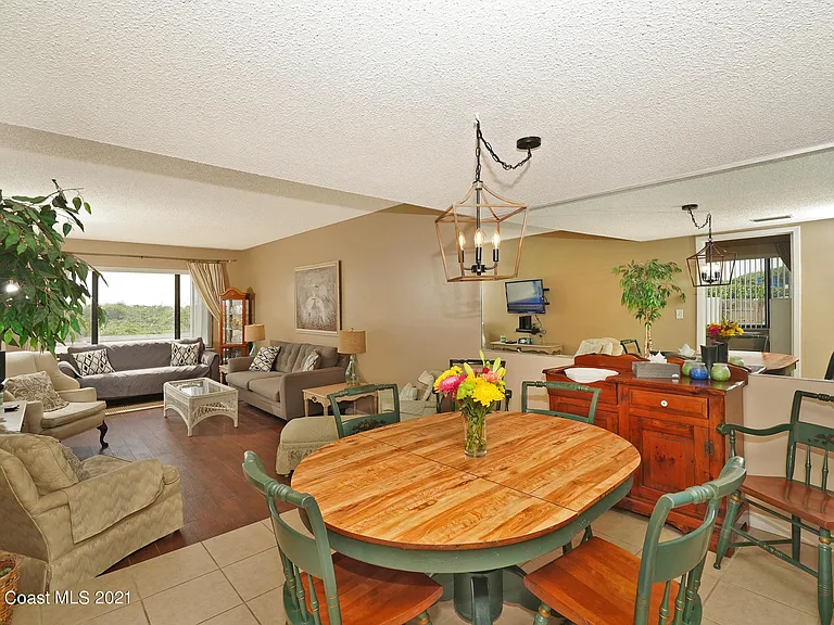 4600 Ocean Beach Blvd #109 — Photo 8