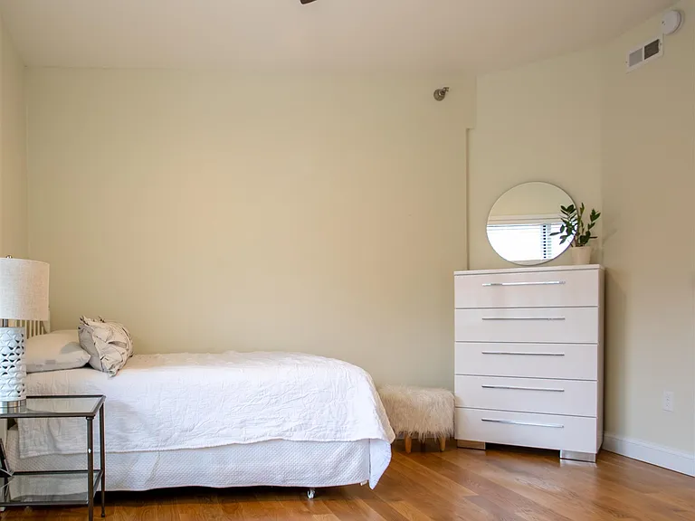 33 Deer St #514 — Photo 15