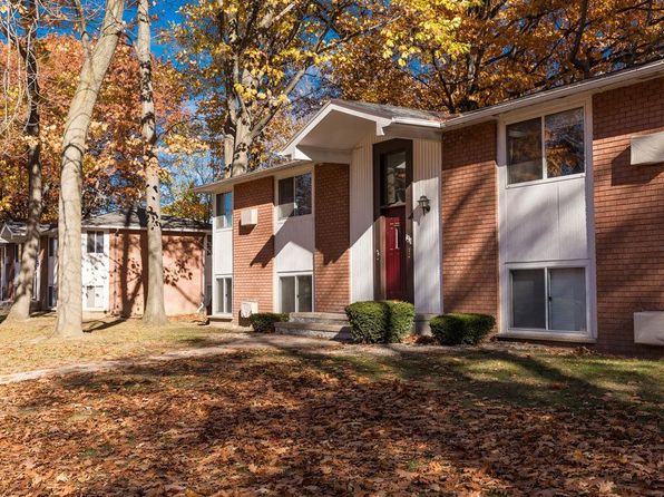 2 Glenora Gdns #8-1
