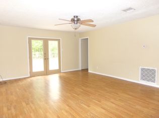 310 Quail Ridge Dr, Nacogdoches, TX 75961