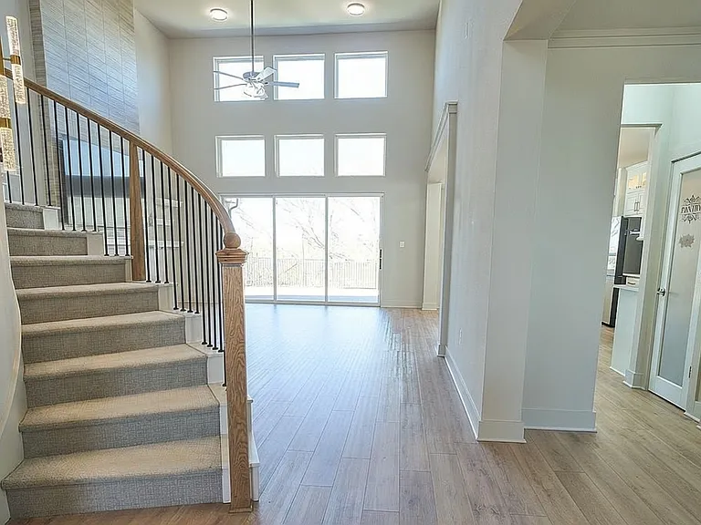 556 Wickerdale Way — Photo 12