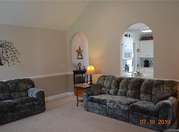 5th image of 2007 Dearborn Dr