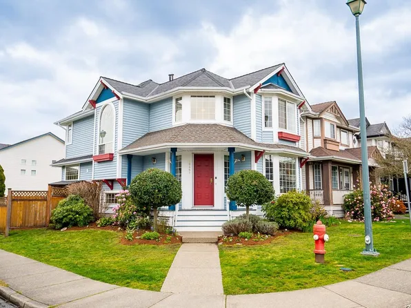 18451 65th Ave, Surrey, BC V3S 8T1