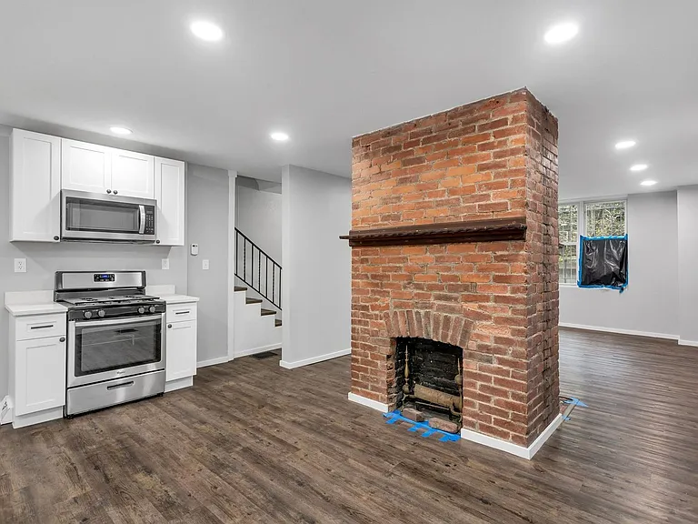 5419 Potter St — Photo 15